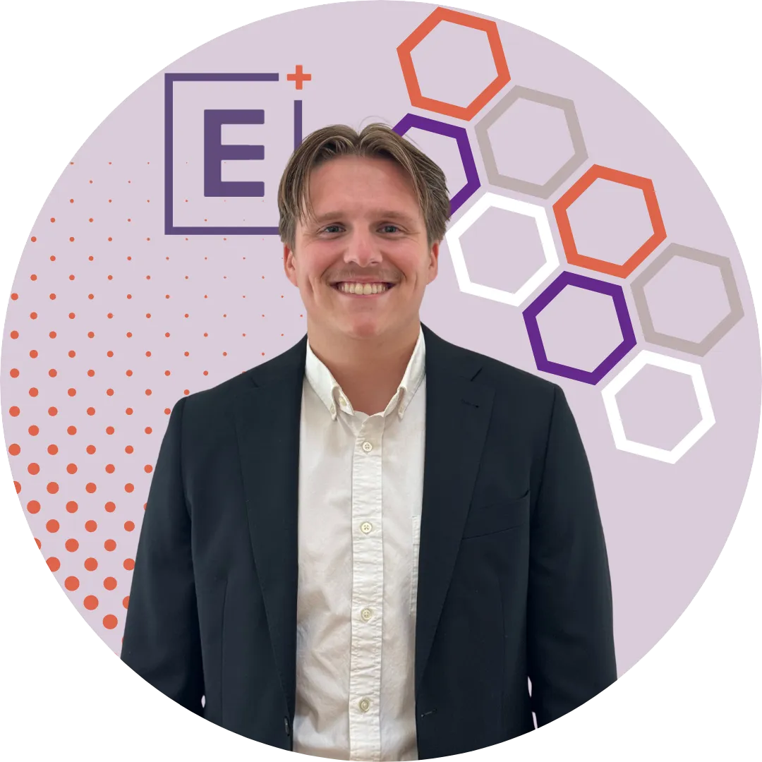 Professional photo of Filip from the Element CPA team.